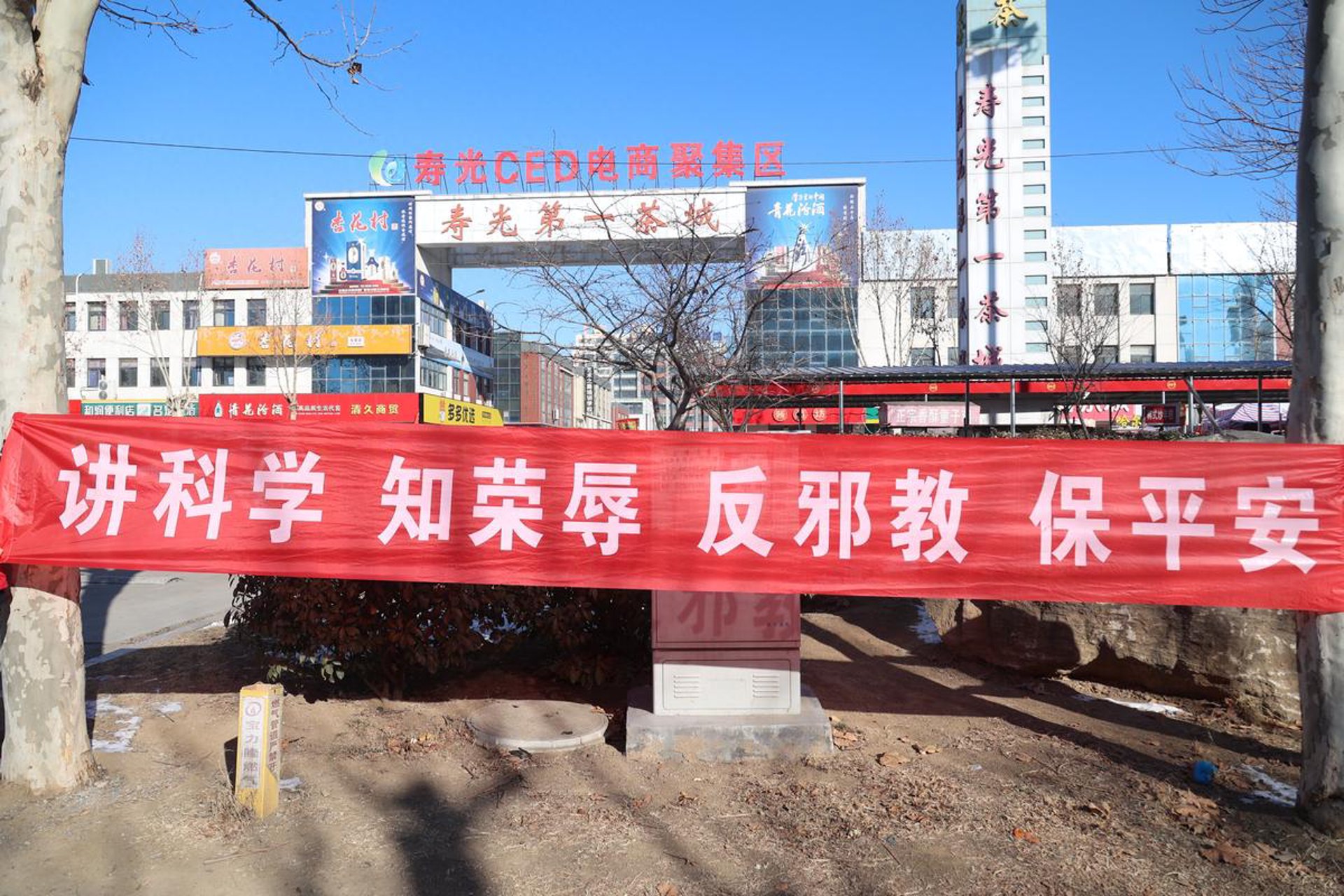 依琳摄影传媒